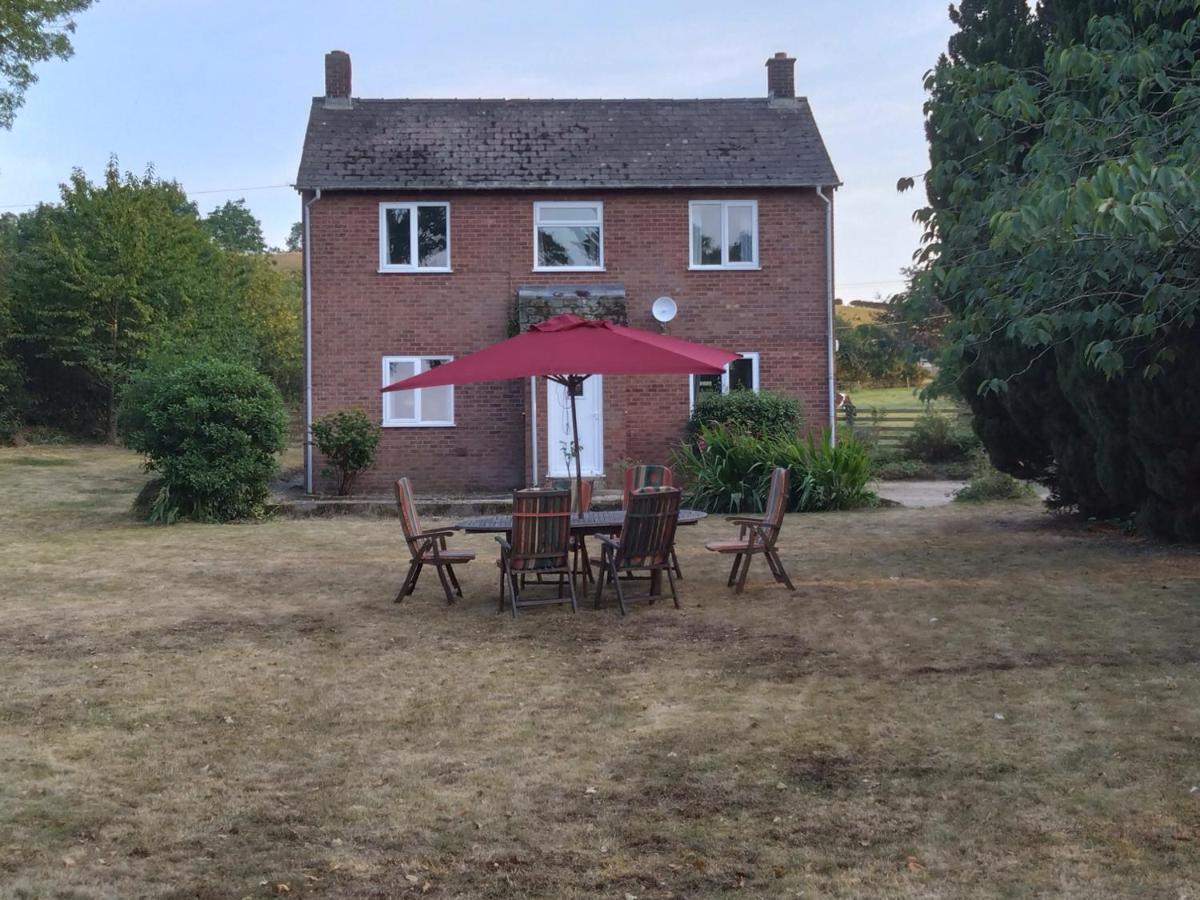 Avryn - Delightful 3 Bedroom With Stunning Vistas